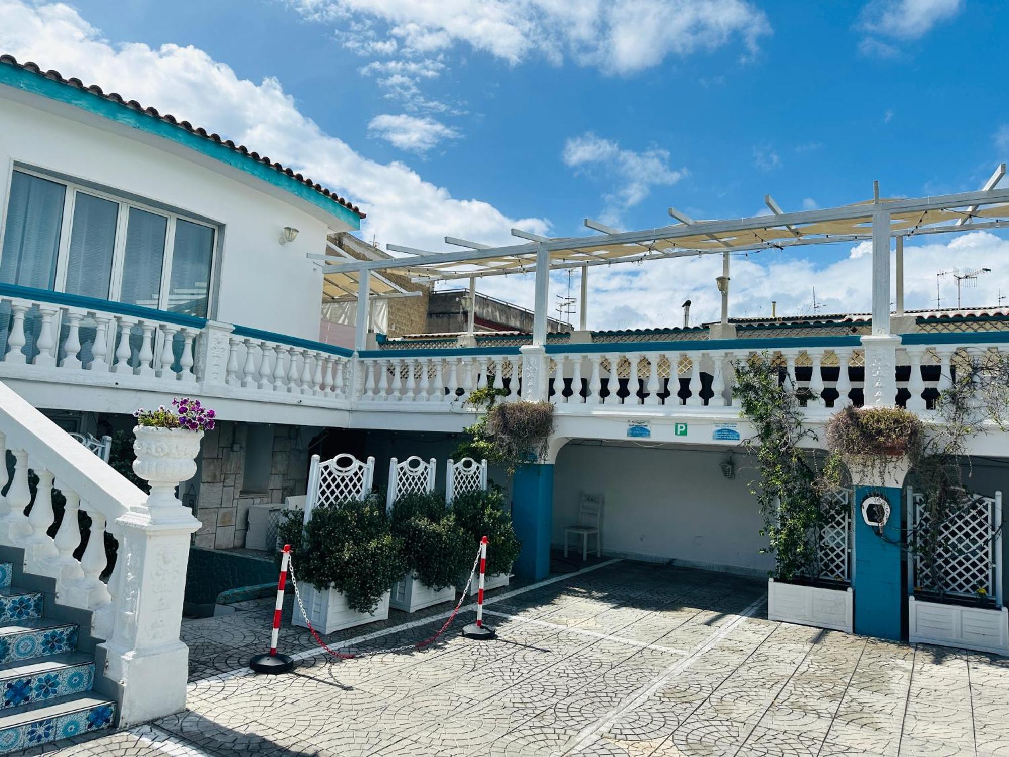 Residence R&B Tyrrhenum Monte di Procida Exteriör bild