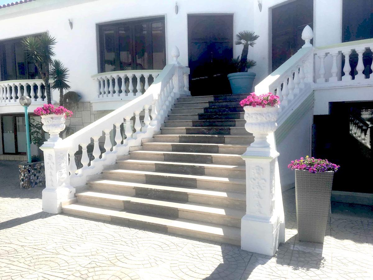 Residence R&B Tyrrhenum Monte di Procida Exteriör bild