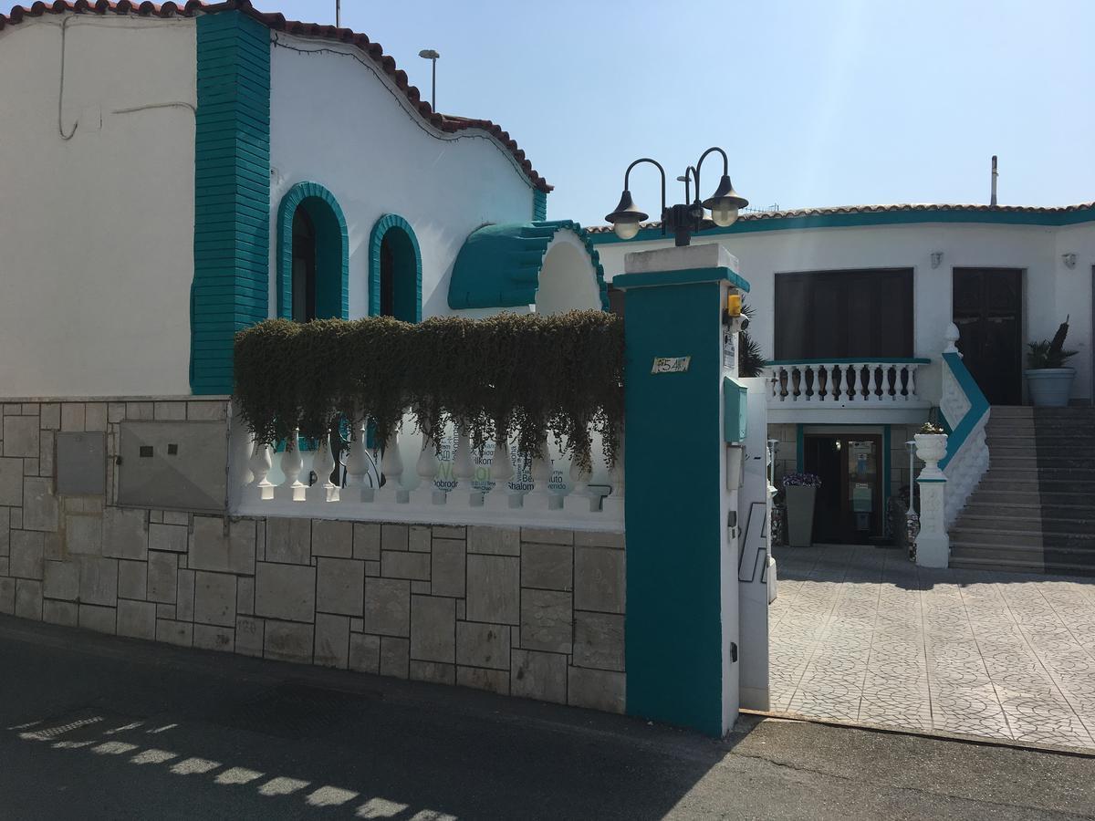 Residence R&B Tyrrhenum Monte di Procida Exteriör bild