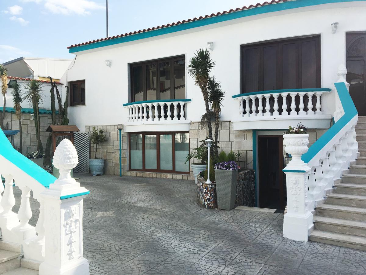 Residence R&B Tyrrhenum Monte di Procida Exteriör bild